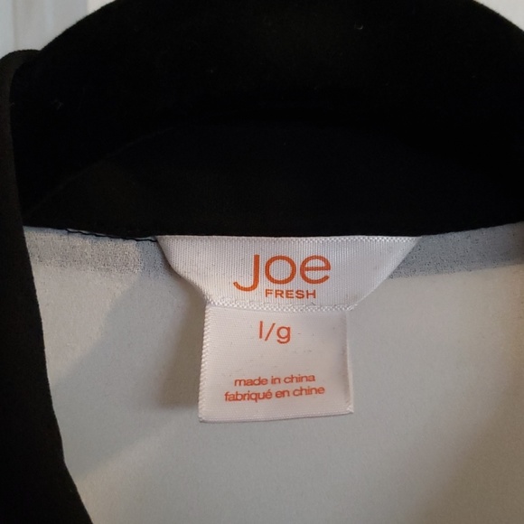 Joe Fresh Long-sleeved Sheer button down blouse - Picture 4 of 6